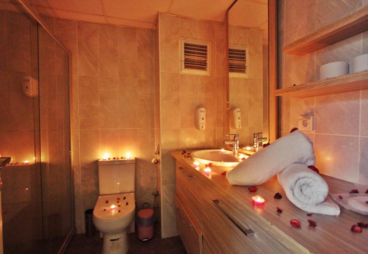 Red House Vip Apartmant Suites Istanbul Eksteriør bilde