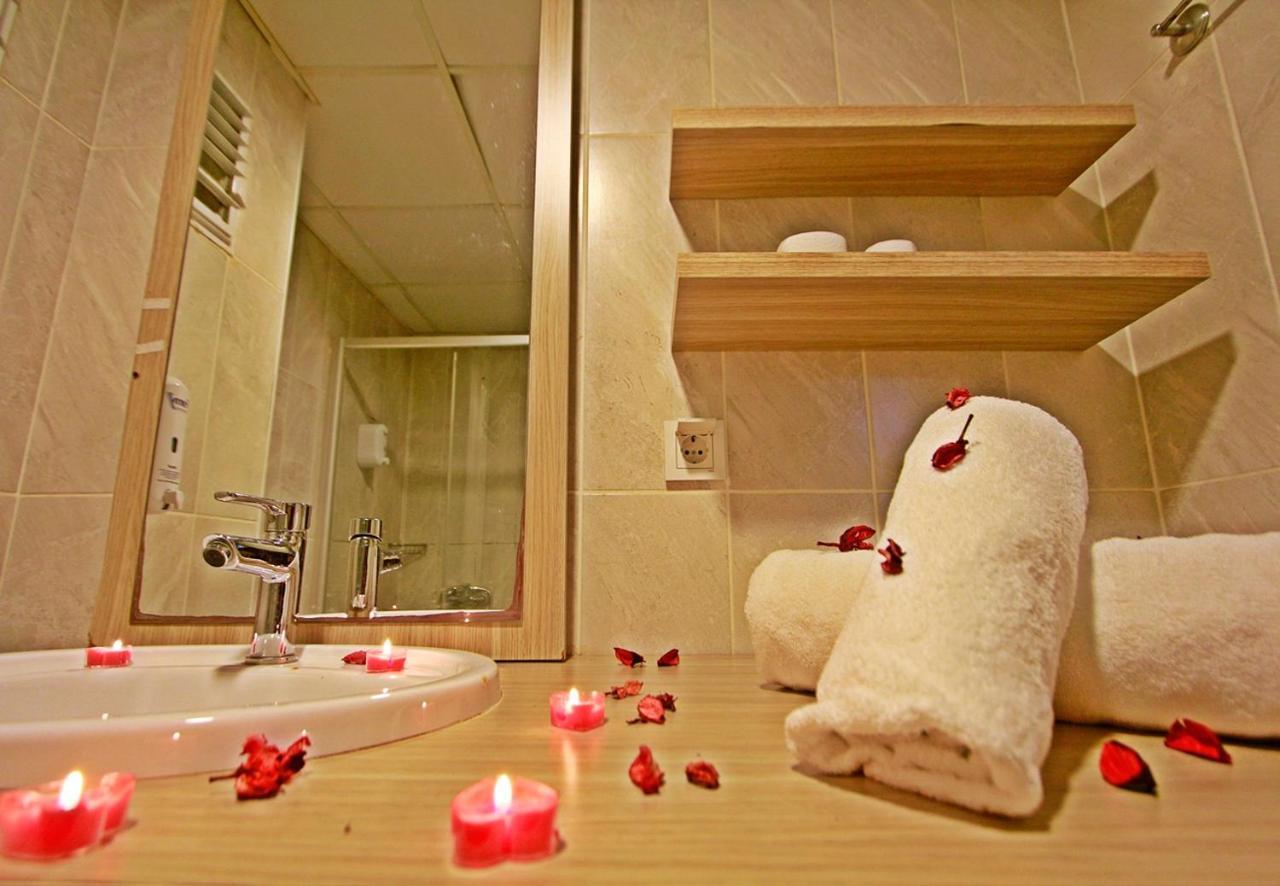 Red House Vip Apartmant Suites Istanbul Eksteriør bilde