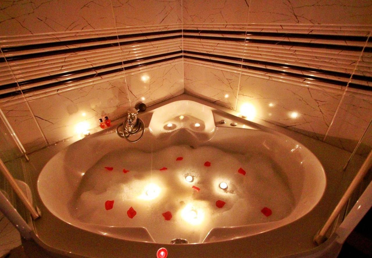 Red House Vip Apartmant Suites Istanbul Eksteriør bilde