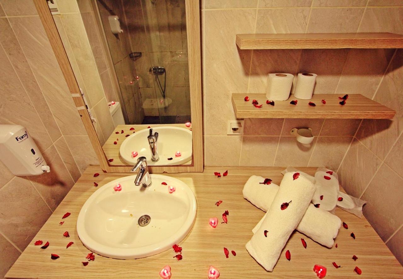 Red House Vip Apartmant Suites Istanbul Eksteriør bilde